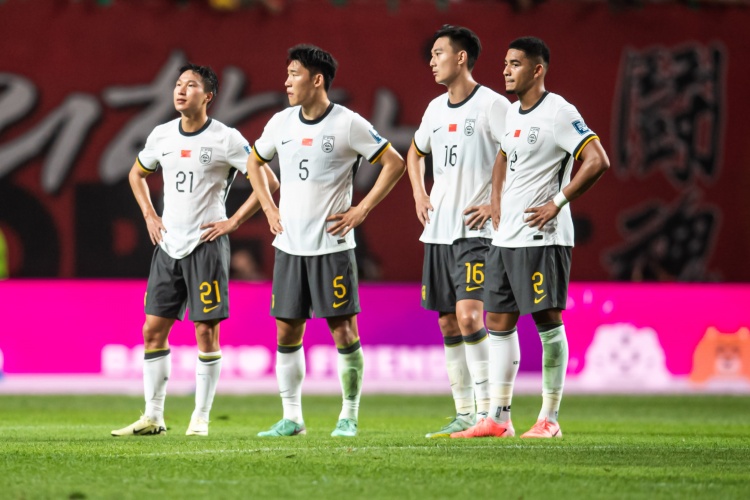  東體：國足防線基本推倒重來，戰(zhàn)澳大利亞要承受的壓力不難想象