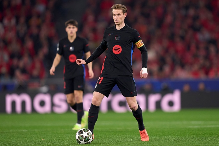  西媒：弗里克的信任幫助德容找回了自信，續(xù)約談判出現(xiàn)轉(zhuǎn)機