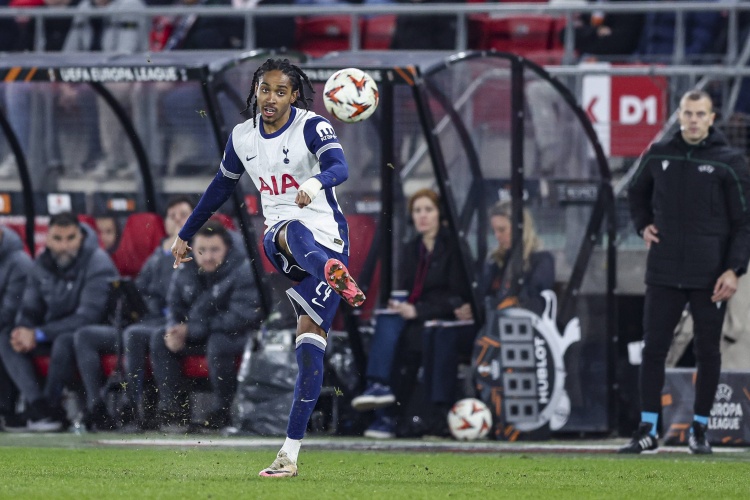  斯賓塞：阿爾克馬爾每球必爭，而我們在這方面有所欠缺