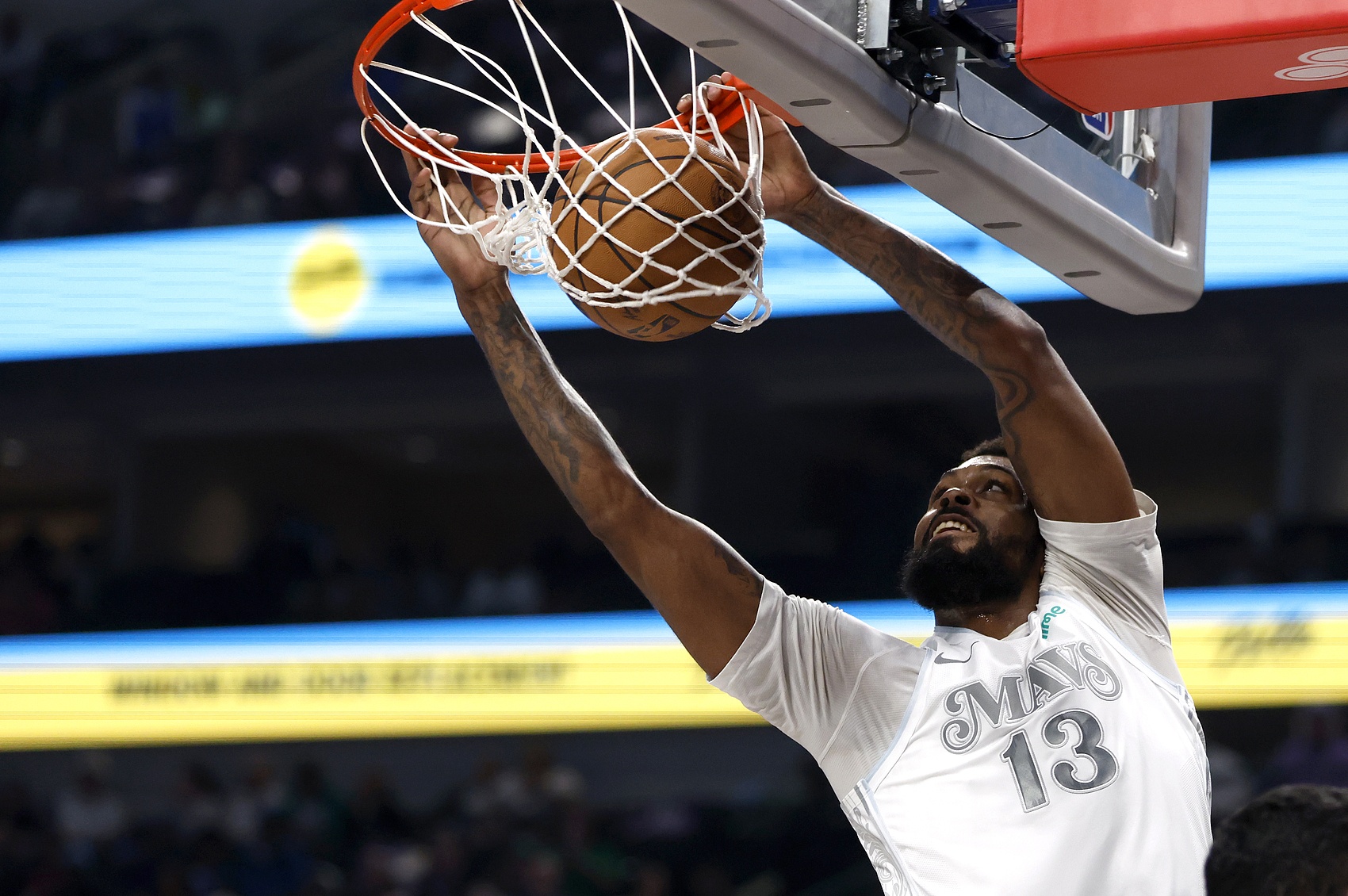  燃燒自己！馬紹爾過去3場場均28.3分12.3板4.7助 真實(shí)命中率60.7%