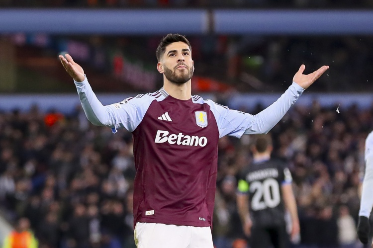  涅槃！29歲阿森西奧冷板凳→維拉8場(chǎng)7球，巔峰身價(jià)9000萬現(xiàn)2000萬