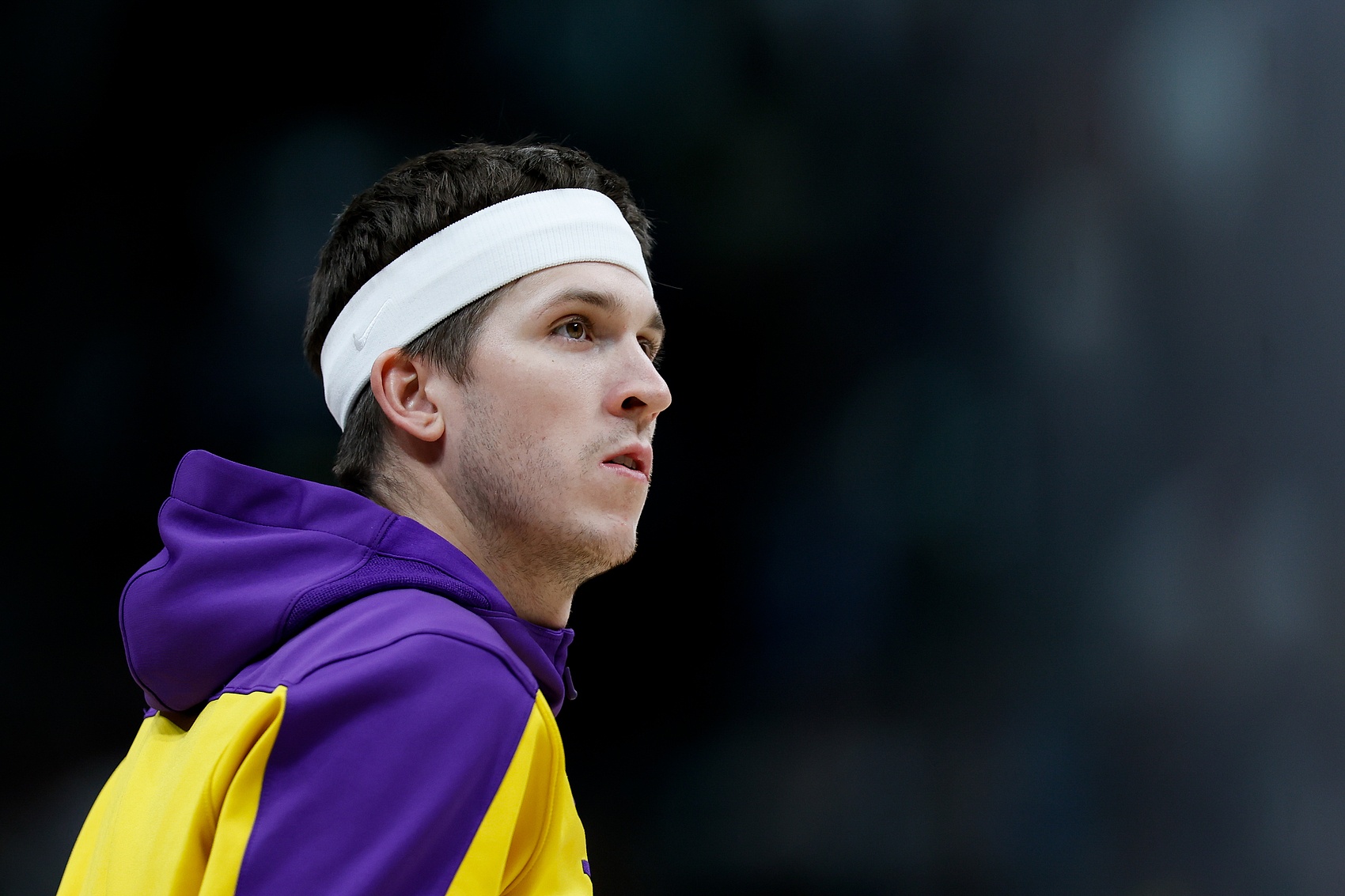  今天是二當(dāng)家！里夫斯21中10拿到28分4板6助 三分10中4