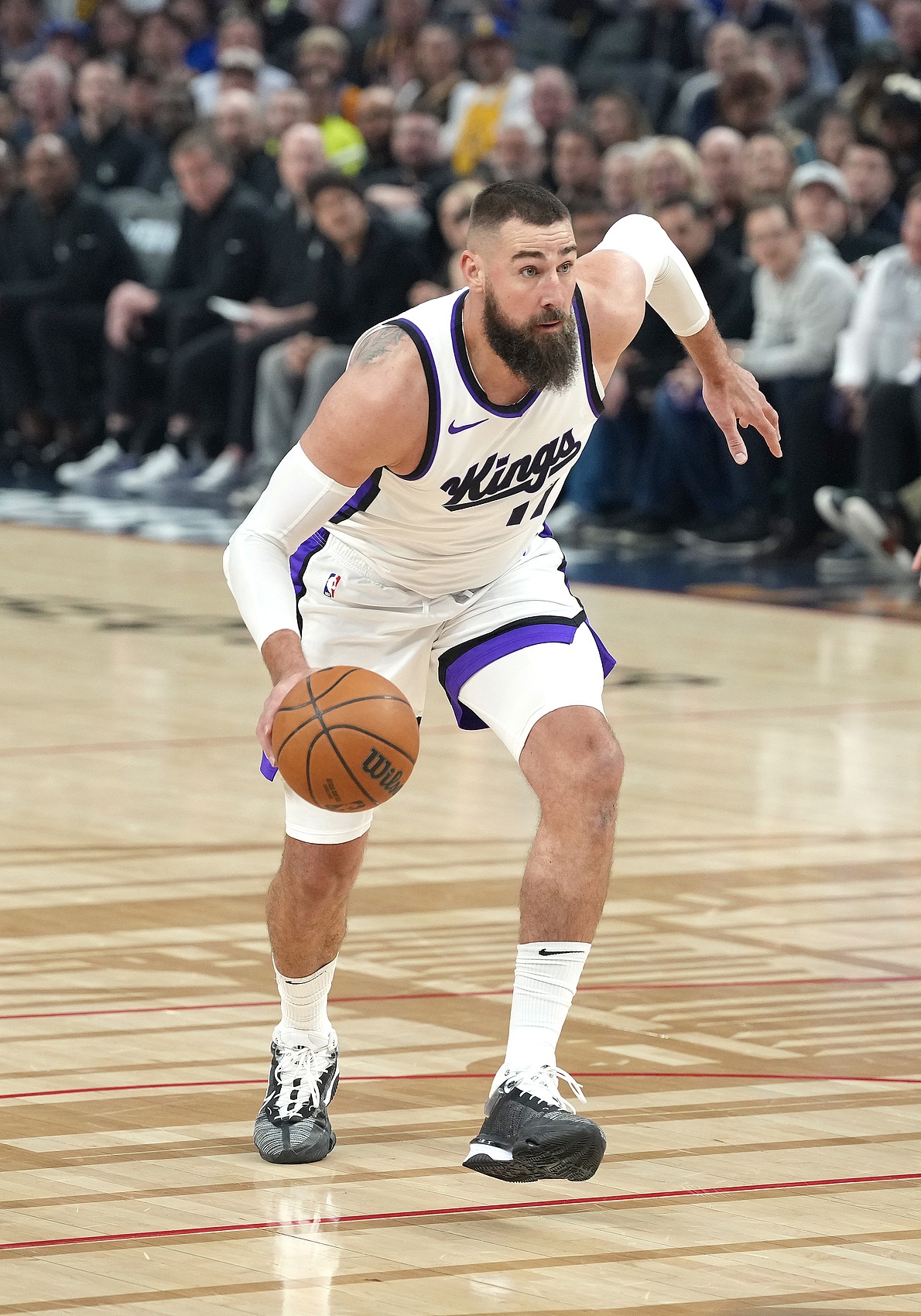  效率挺高但難挽敗局！瓦蘭11中8得到18分7板1助