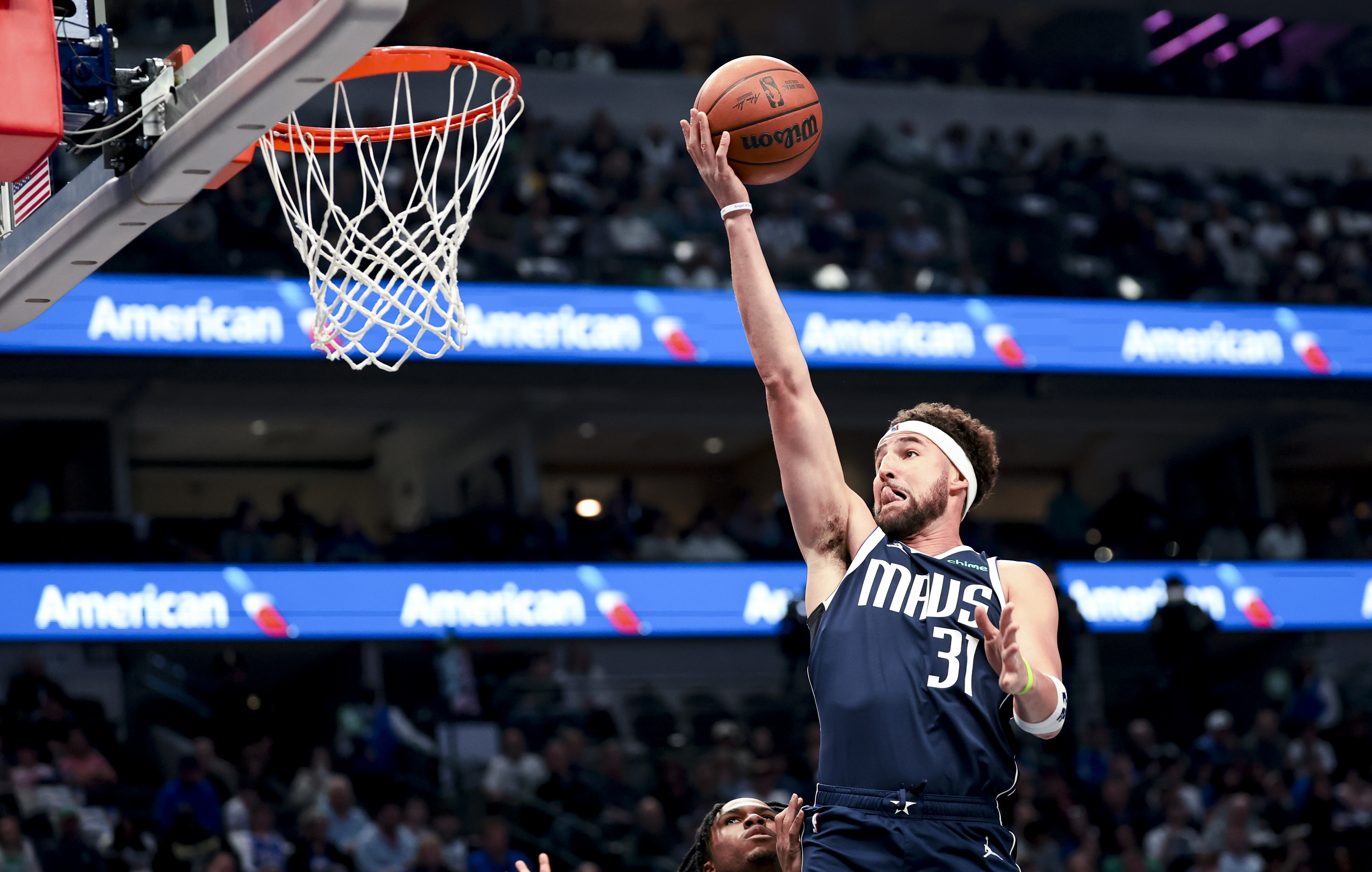  迅速調(diào)整！克萊第三節(jié)手感滾燙內(nèi)外開(kāi)花 6中4&三分3&2單節(jié)12分