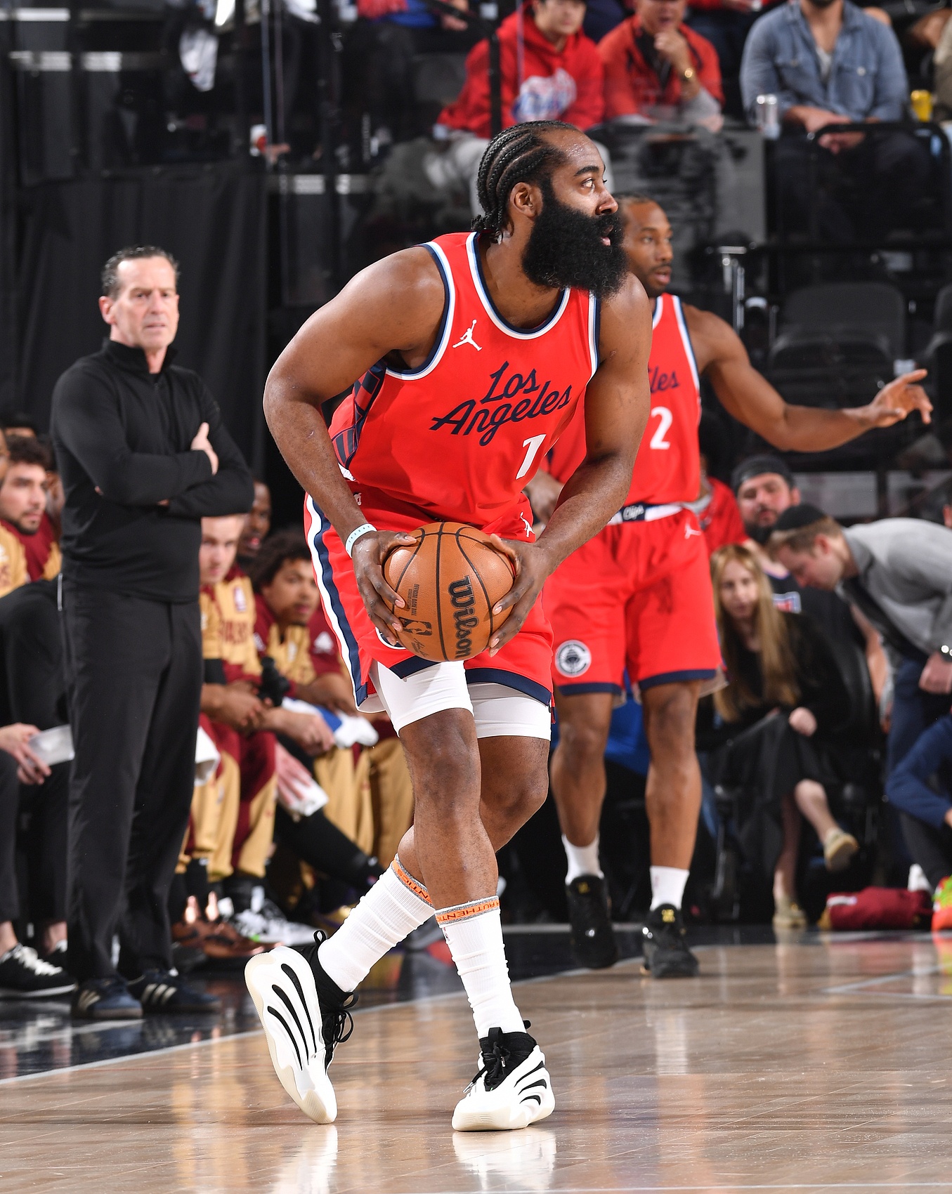  亂成一鍋粥！快船近8戰(zhàn)7勝仍居第八 距離勇士&森林狼只差不到1場