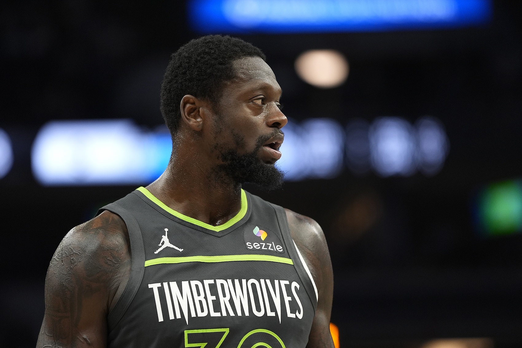  高效全能！蘭德爾18中9拿到26分8板5助 罰球7中7