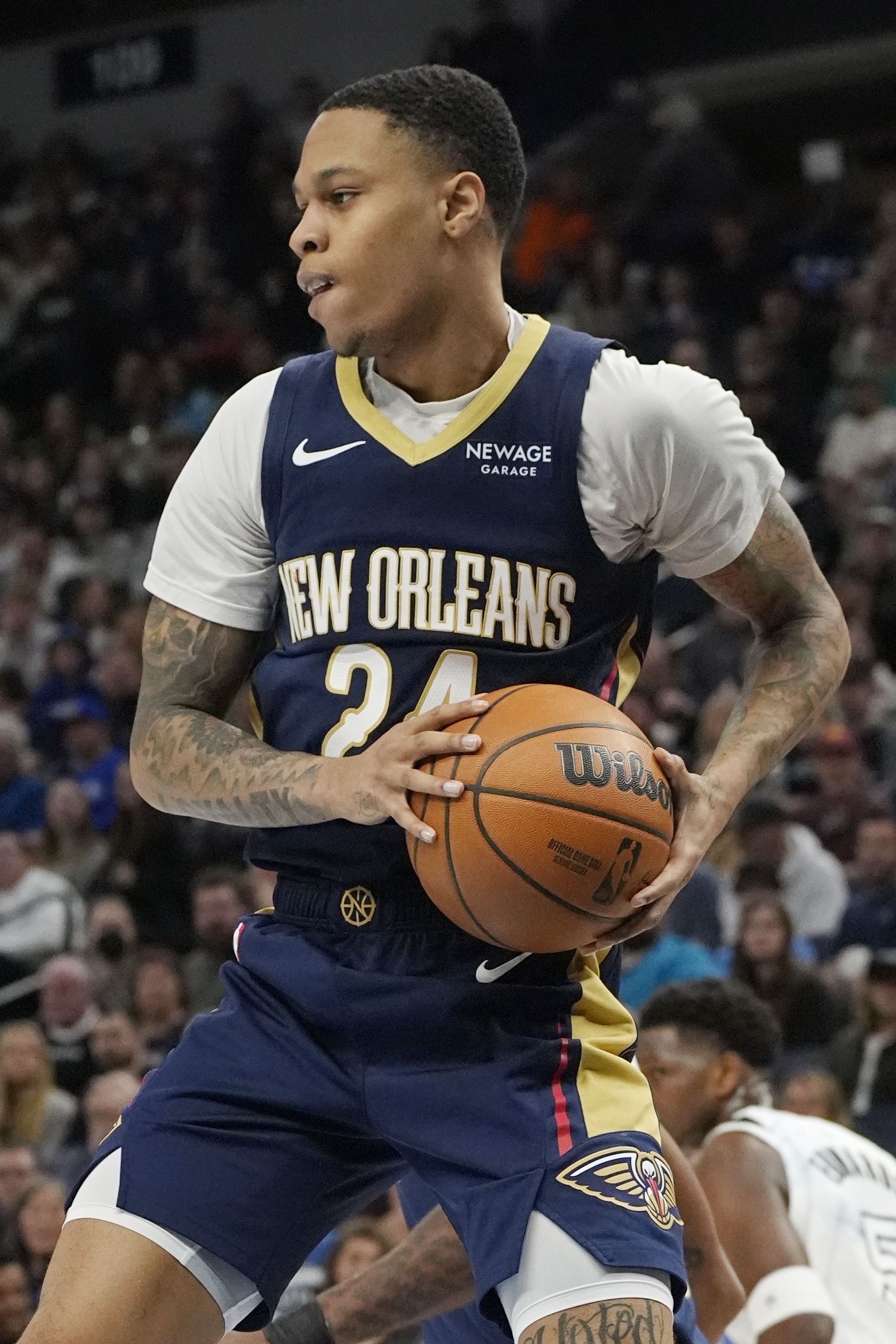  希望無(wú)礙！霍金斯次節(jié)扭傷腳踝 14中4&三分9中1僅拿9分 有4失誤