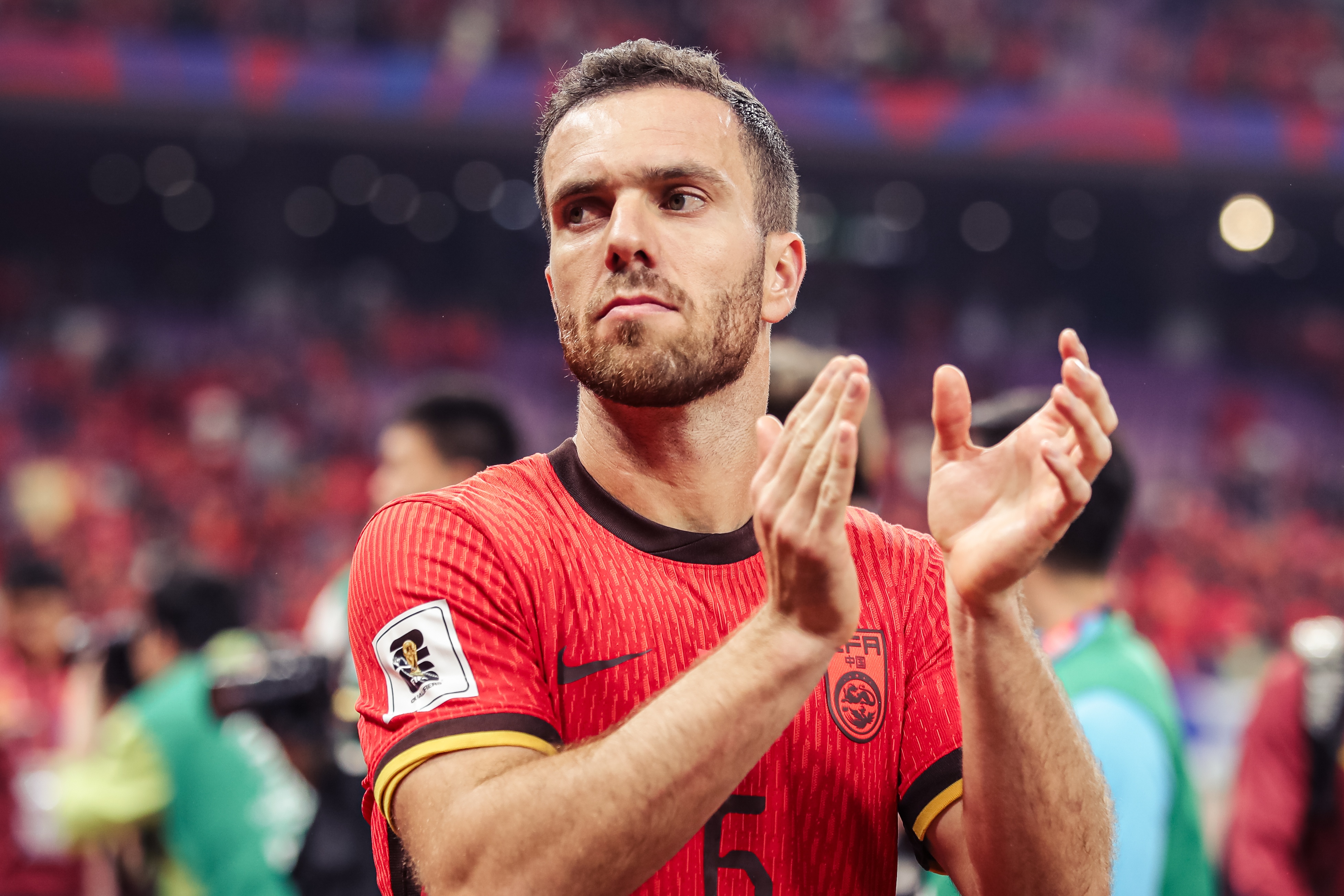  安布：國足球員上半場太緊張有心理包袱，塞爾吉尼奧蠻厲害的