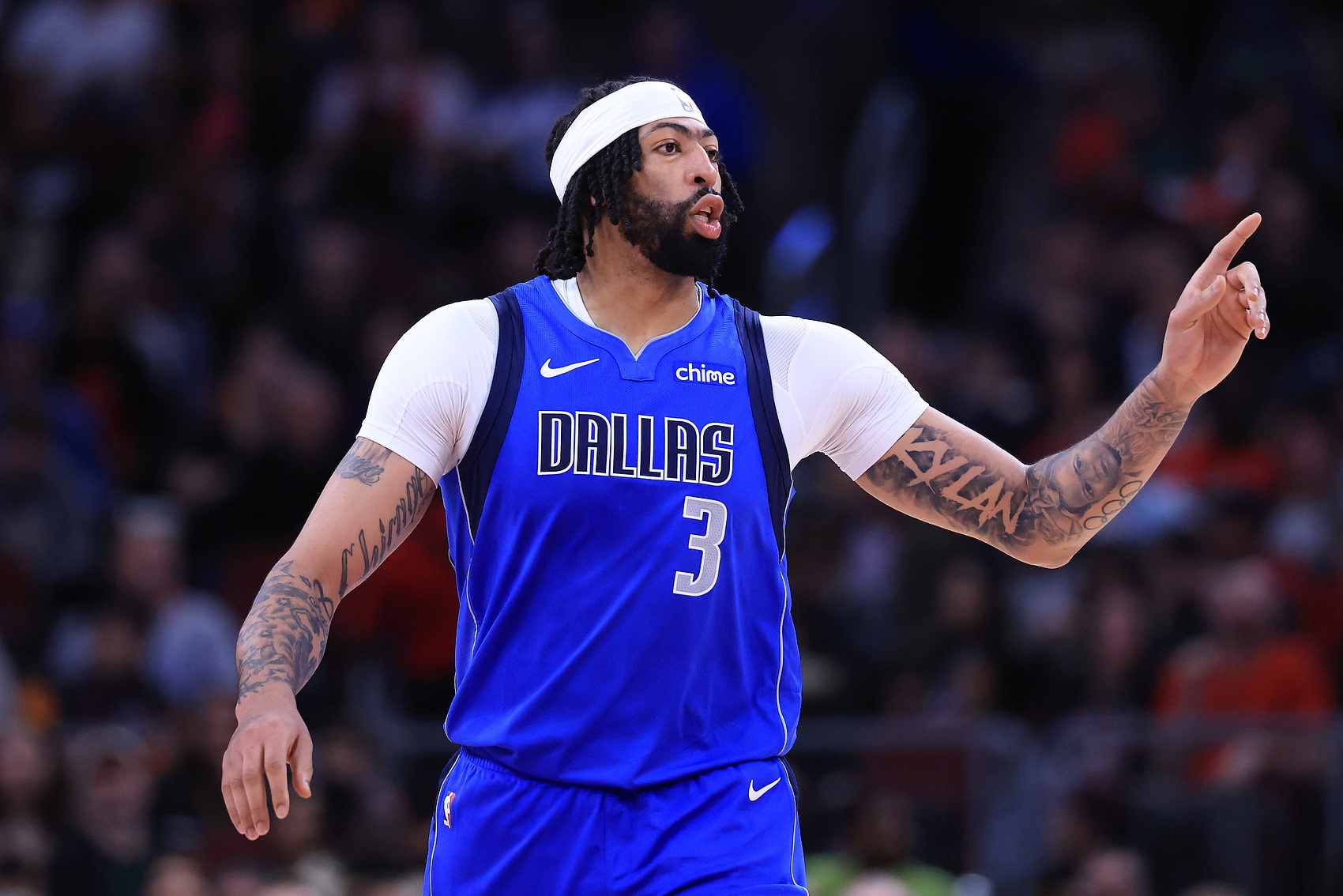  今日獨行俠對陣籃網(wǎng)！濃眉加福德狀態(tài)升級可以出戰(zhàn) 萊夫利不打